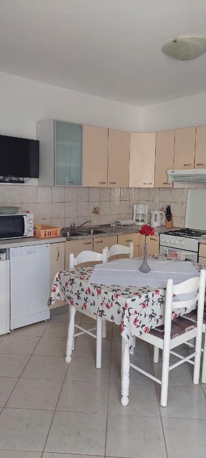 Pahljina Apartments Palit 외부 사진